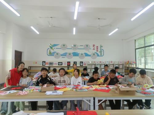 " 衡陽(yáng)幼兒師專(zhuān)到衡南縣茶市聯(lián)合學(xué)校精準(zhǔn)送教"