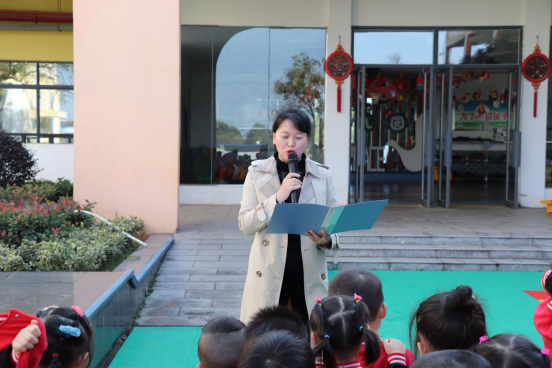 金秋時(shí)節(jié) 書香校園 ——衡陽幼高專附屬幼兒園舉行讀書月活動開幕式