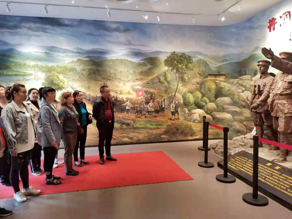 衡陽幼高專附屬藝術中專黨總支開展“湘南起義筑黨魂 學史崇德踐力行”主題黨日活動