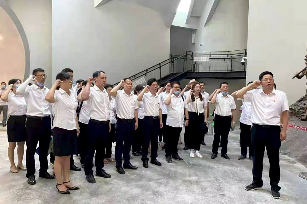 重溫崢嶸歲月，堅(jiān)定初心使命——衡陽(yáng)幼高專耒陽(yáng)學(xué)院黨總支開展主題黨日活動(dòng)