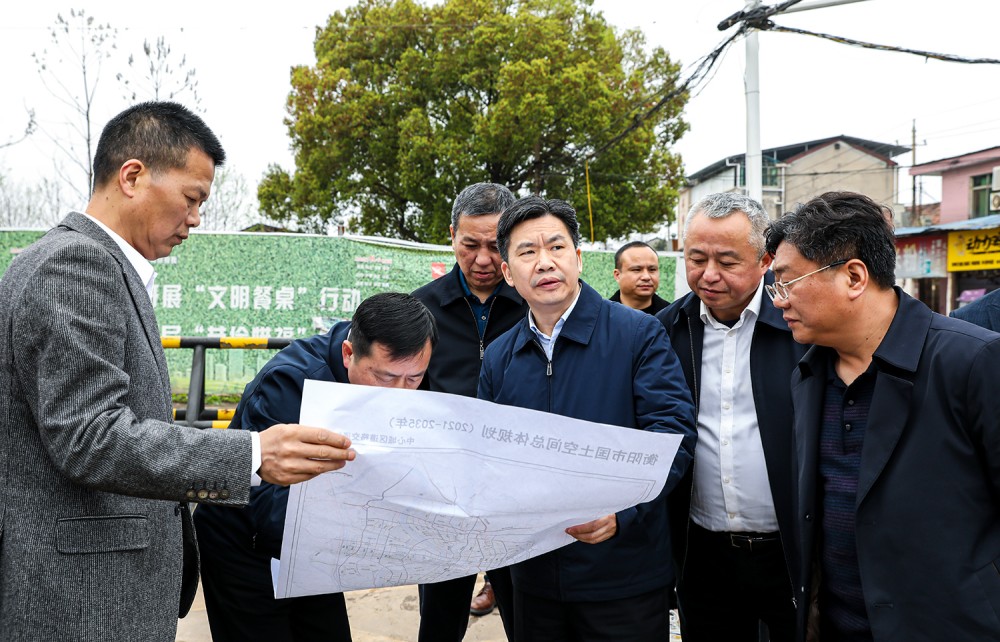 市人大常委副主任歐杏調(diào)研我校食品安全工作和周邊道路建設