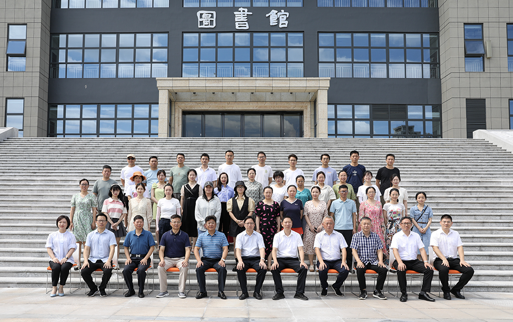 衡陽(yáng)幼兒師專(zhuān)舉行黨外知識(shí)分子聯(lián)誼會(huì)成立大會(huì)
